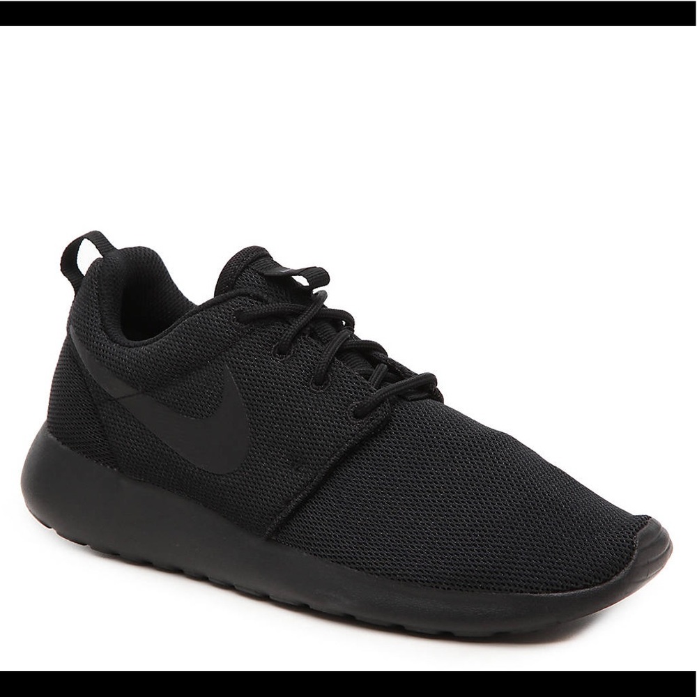 Nike Roshe One Black Sneaker- Size 8